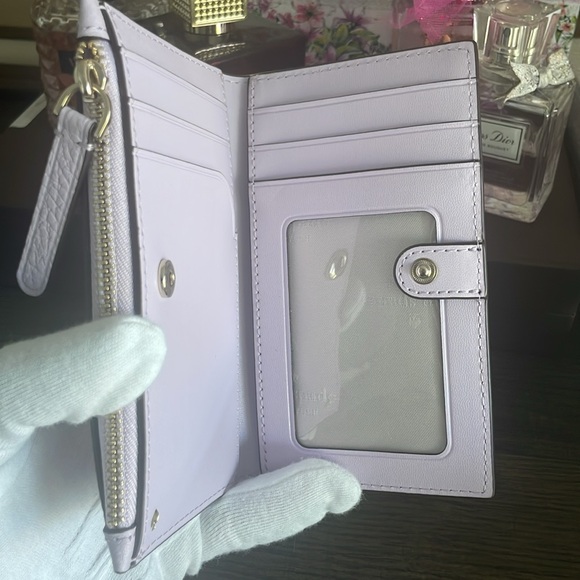 Kate spade lavender wallet - Picture 3 of 11